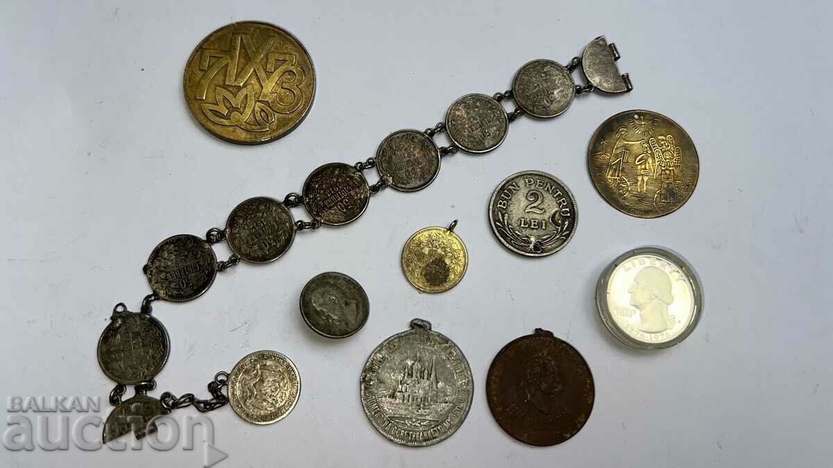 Lot Medalii, placă și monede de argint 50 de cenți, 2 lei