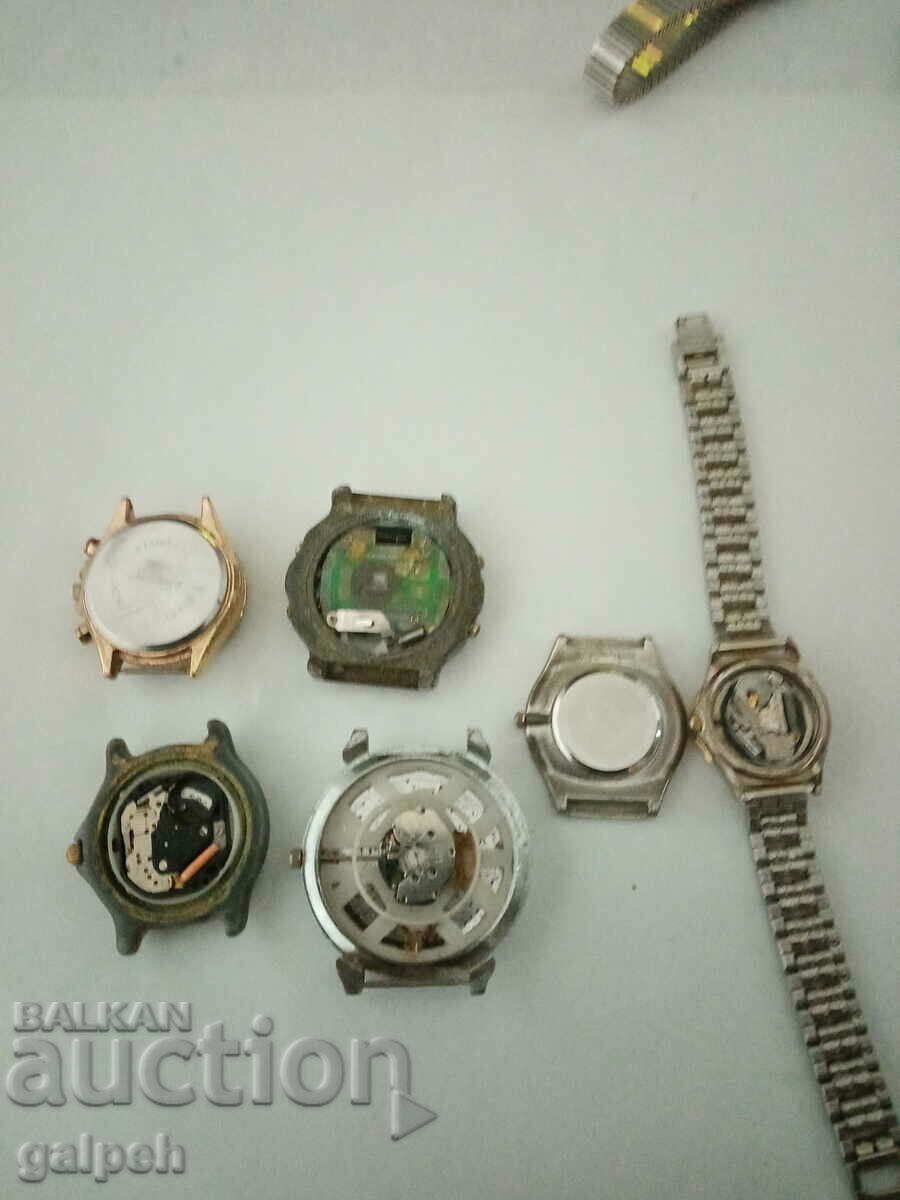 CLOCKS FOR PARTS - BGN 7 - 5 CLOCKS FOR PARTS - BGN 7 - 5