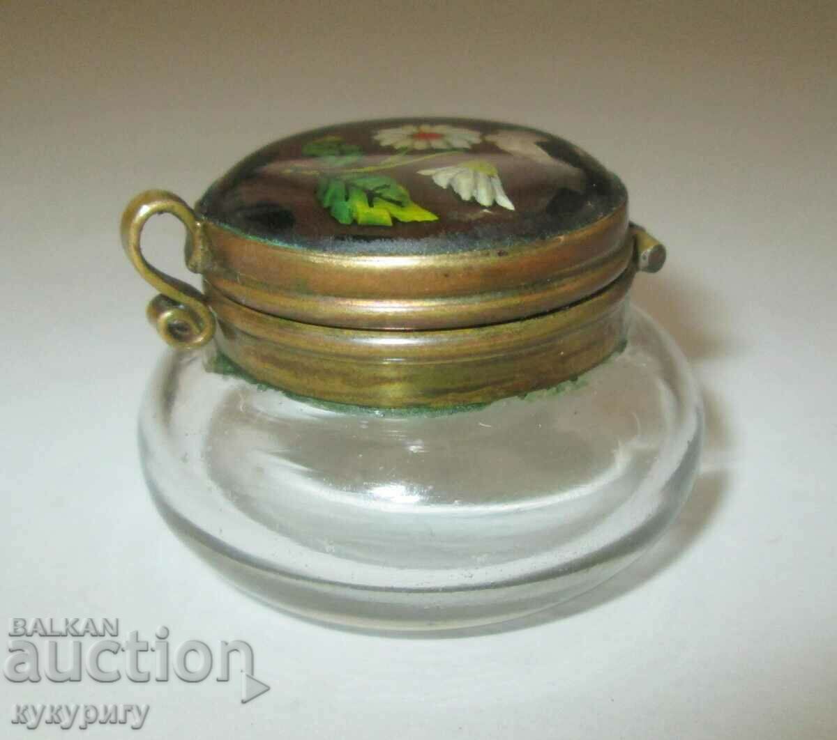Old small ladies glass makeup case with lid - 6 Old small ladies glass makeup case with lid - 6