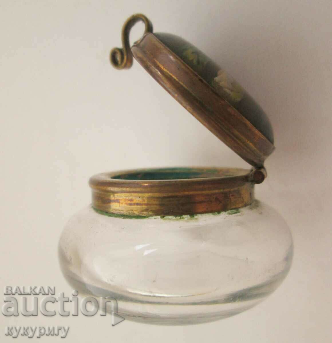 Old small ladies glass makeup case with lid - 7 Old small ladies glass makeup case with lid - 7