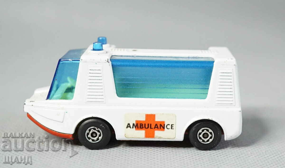 MATCHBOX UK STRETCHA FETCHA metal toy model ambulance