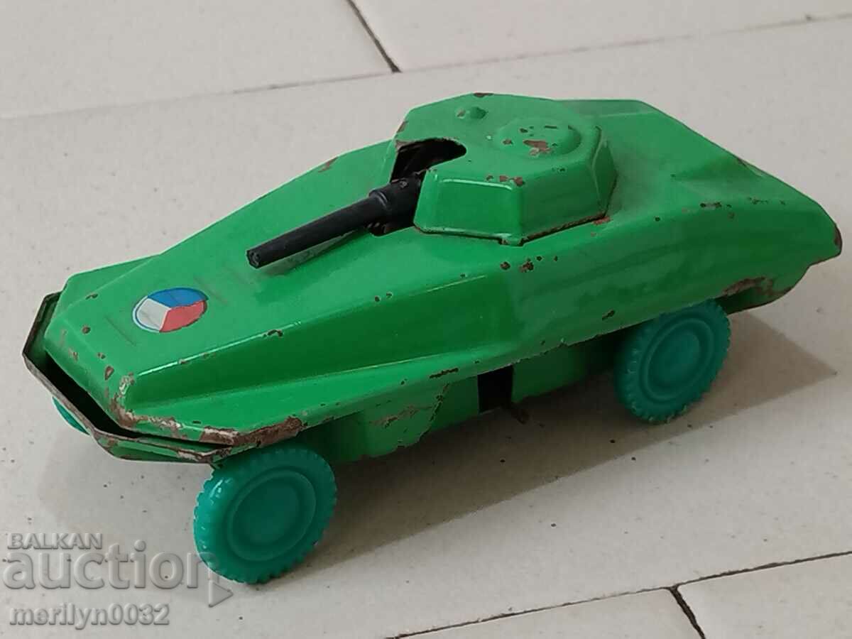 Παιδικό τσίγκινο παιχνίδι BTR θωρακισμένο αυτοκίνητο USSR 60s με τιμή 59.00 BGN | € 30.17 Παιδικό τσίγκινο παιχνίδι BTR θωρακισμένο αυτοκίνητο USSR 60s με τιμή 59.00 BGN | € 30.17