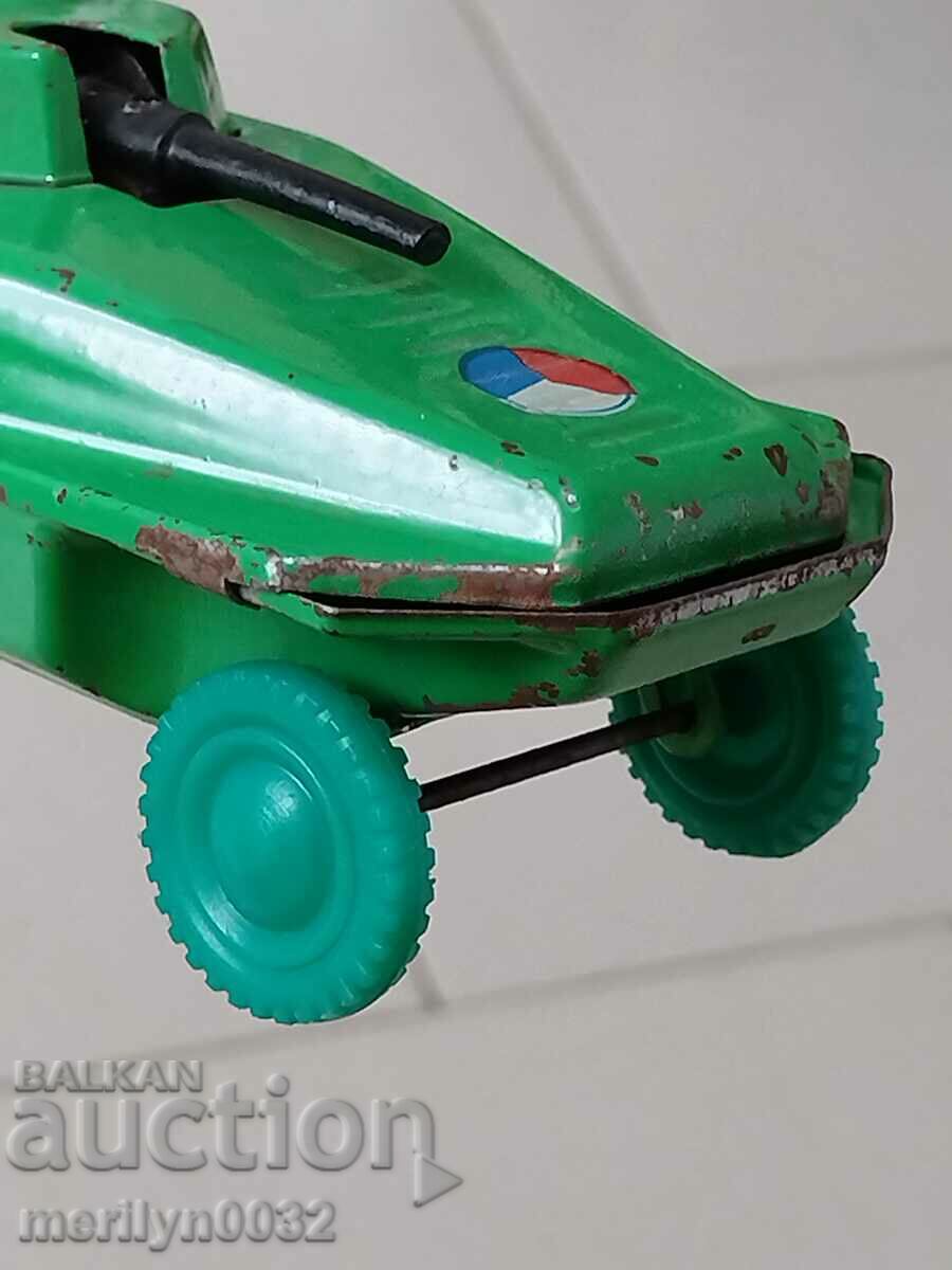 Παιδικό τσίγκινο παιχνίδι BTR θωρακισμένο αυτοκίνητο USSR 60s - 5 Παιδικό τσίγκινο παιχνίδι BTR θωρακισμένο αυτοκίνητο USSR 60s - 5