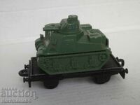 -MATCHBOX+US tank(пластмасов) Military