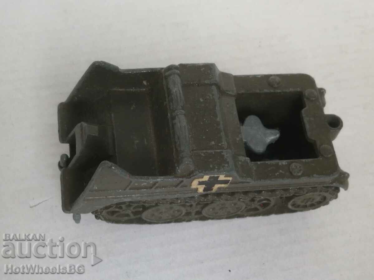 Auction  -BRITAINS toys - Military metal toy