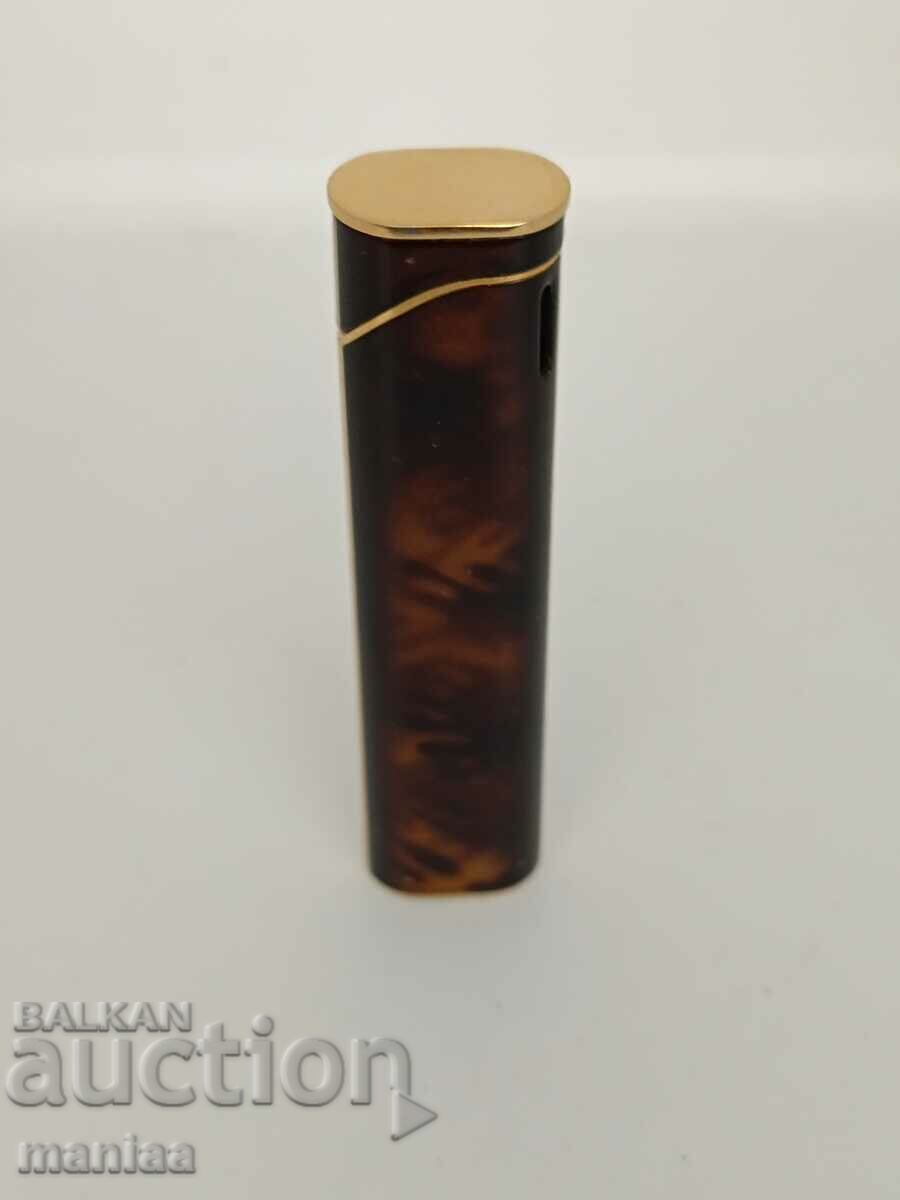 Доставка на Оригинална газова запалка с пиезо кристал Mulco Доставка на Оригинална газова запалка с пиезо кристал Mulco