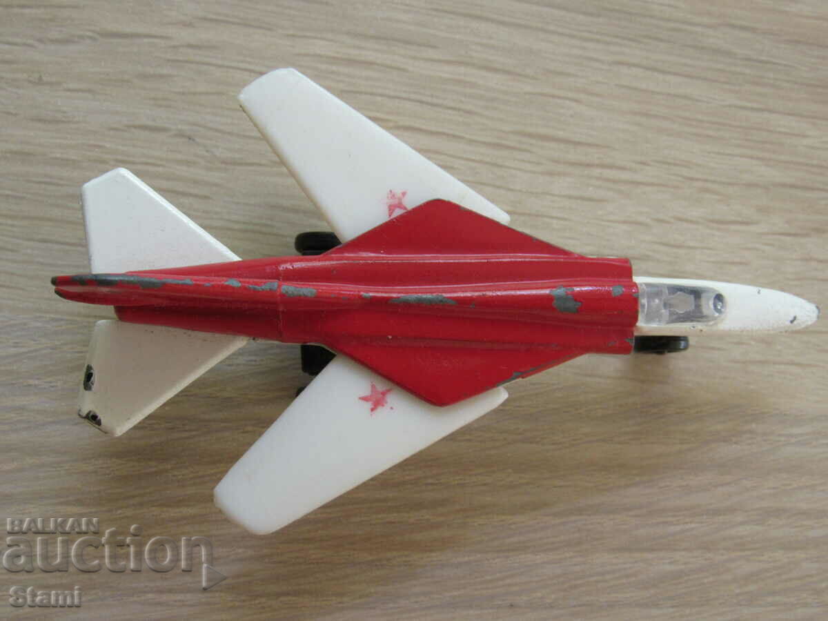 Доставка на Колекционерски самолет 05,1987 година Доставка на Колекционерски самолет 05,1987 година