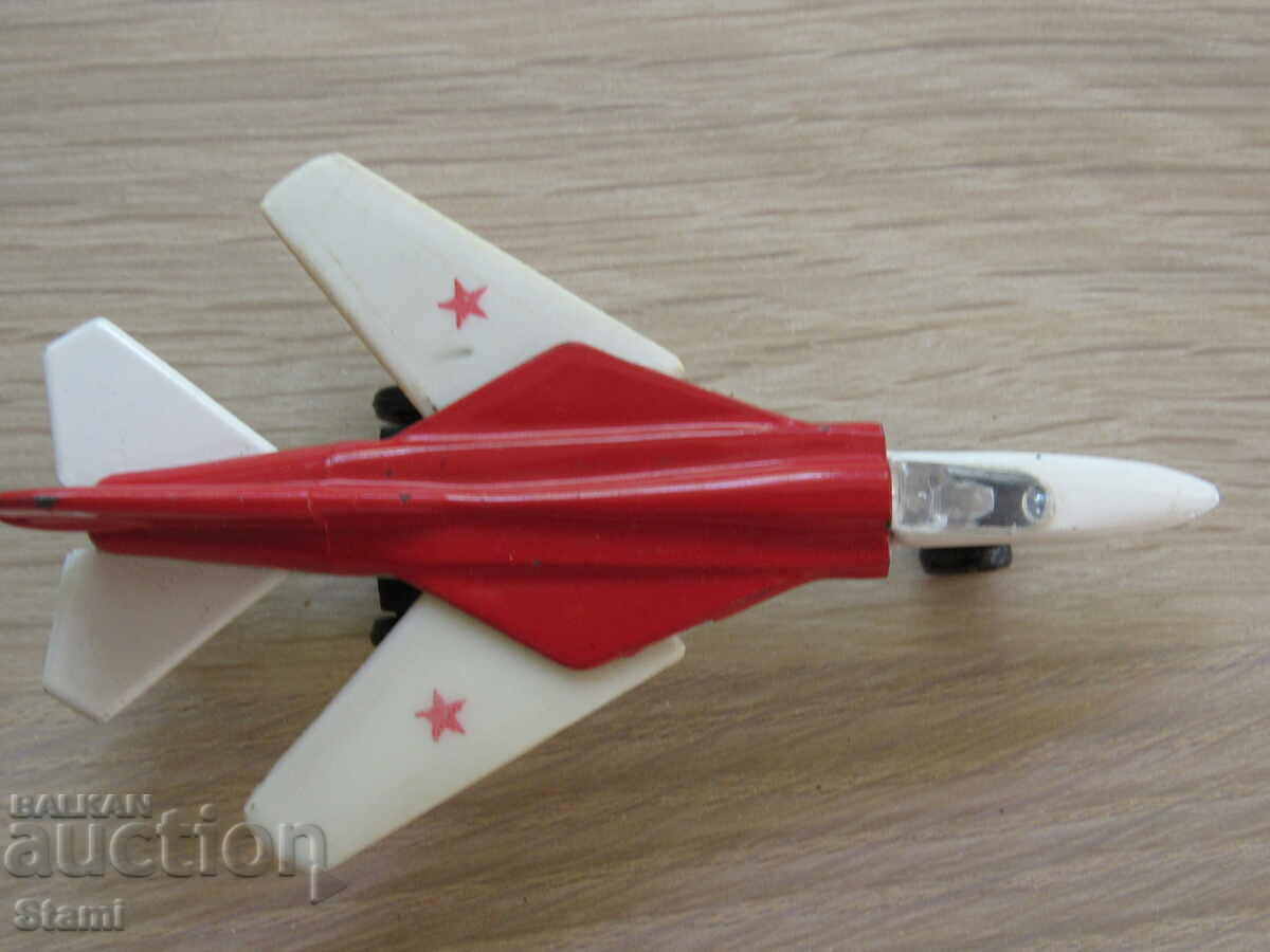 Auction Collector plane 05,1987 year Auction Collector plane 05,1987 year