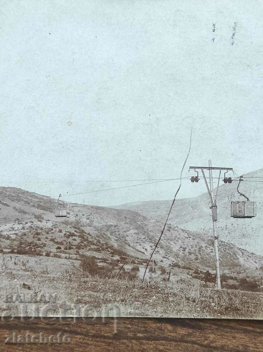 Παράδοση Δύο παλιές φωτογραφίες 1918 - Μεταφορικό ανελκυστήρα