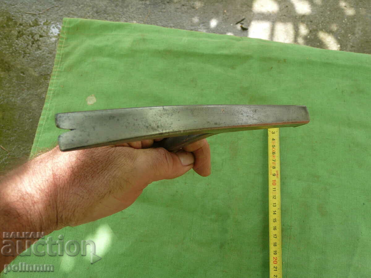 Доставка на Стар германски занаятчийски чук - 291 Доставка на Стар германски занаятчийски чук - 291