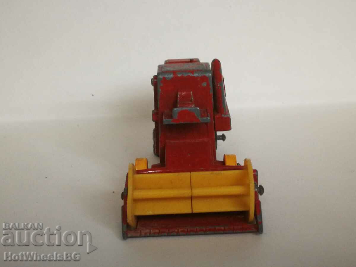 Auction  Matchbox No 65C Claas Combine Harvester 1967