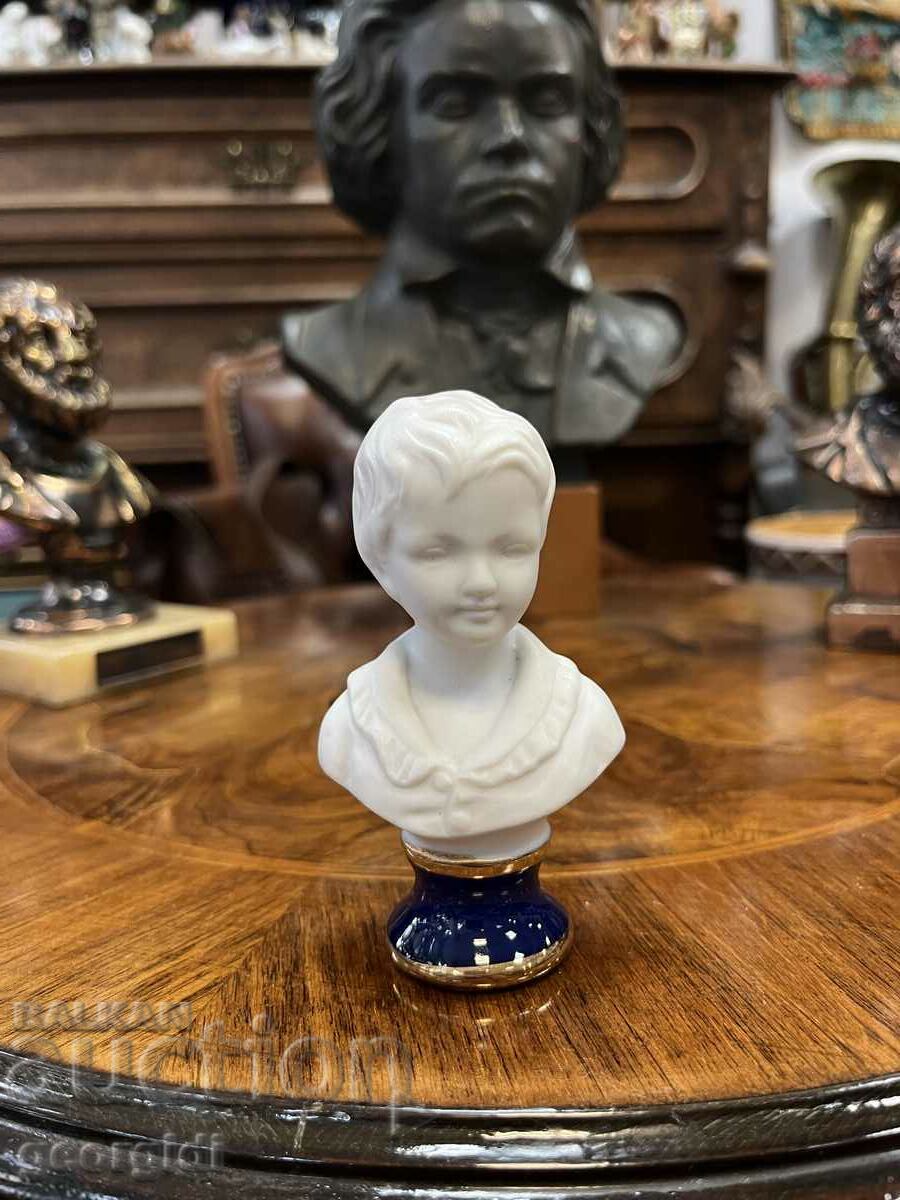 Capodimonte porcelain figurine / bust. #5612