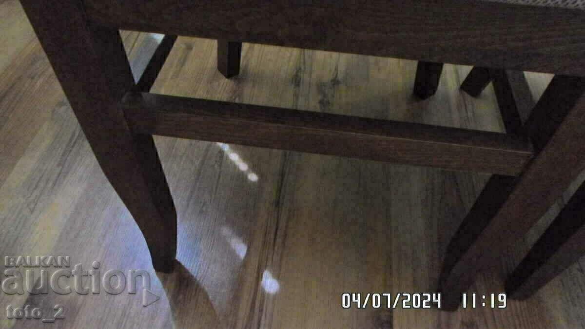 Auction 2 MASSIVE KITCHEN CHAIRS-DISCOUNT!!! Auction 2 MASSIVE KITCHEN CHAIRS-DISCOUNT!!!