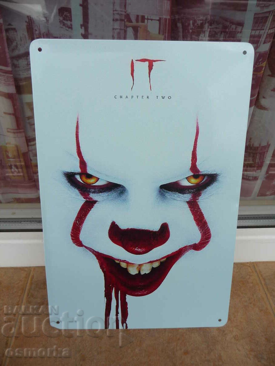Metal plate It Stephen King terrified clown Pennywise death white