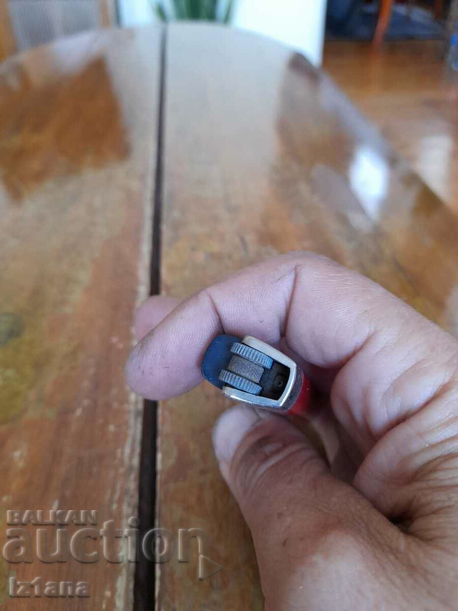 Old Feudor lighter - 5 Old Feudor lighter - 5