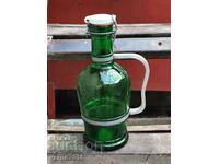 Винтидж  2-литрова Зелена Стъклена Бутилка   Метална Дръжка