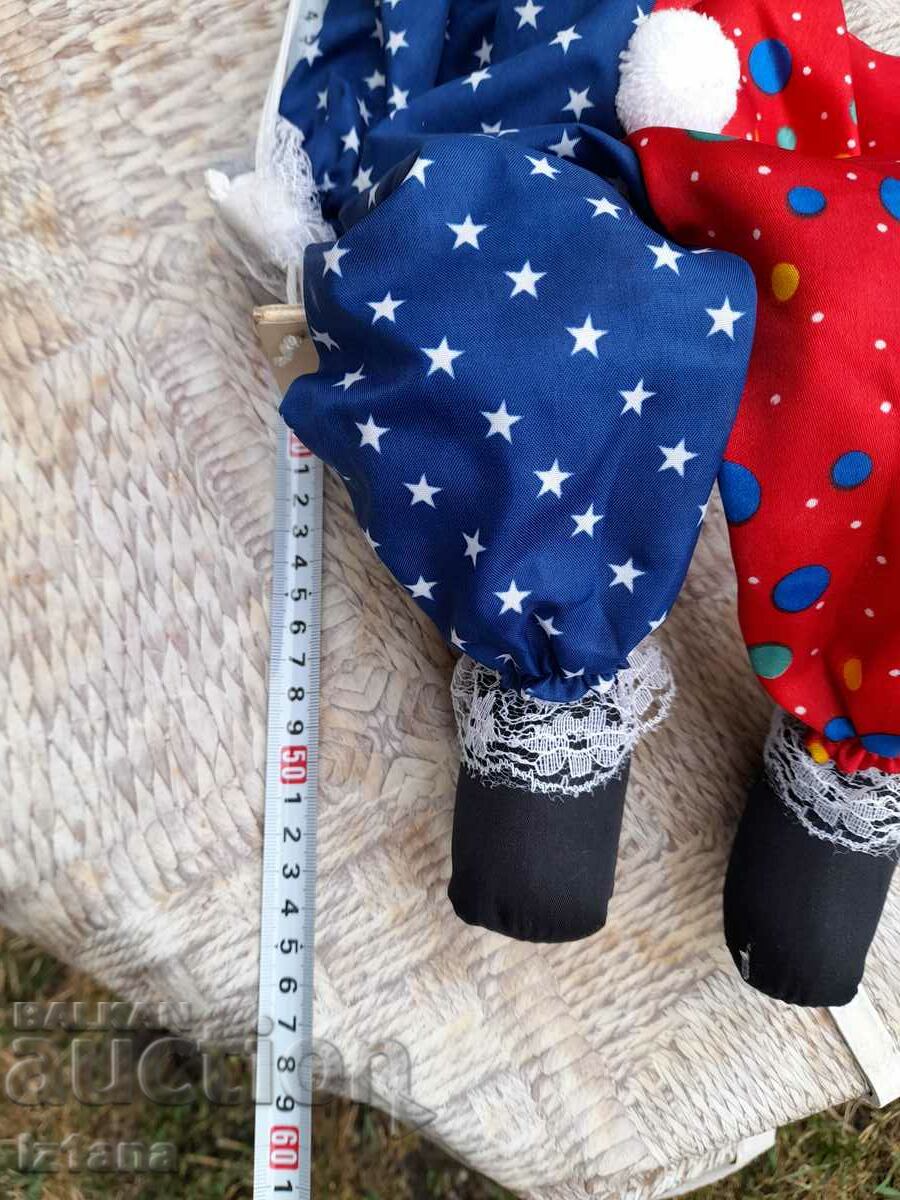 Delivery of Old doll, clown Delivery of Old doll, clown