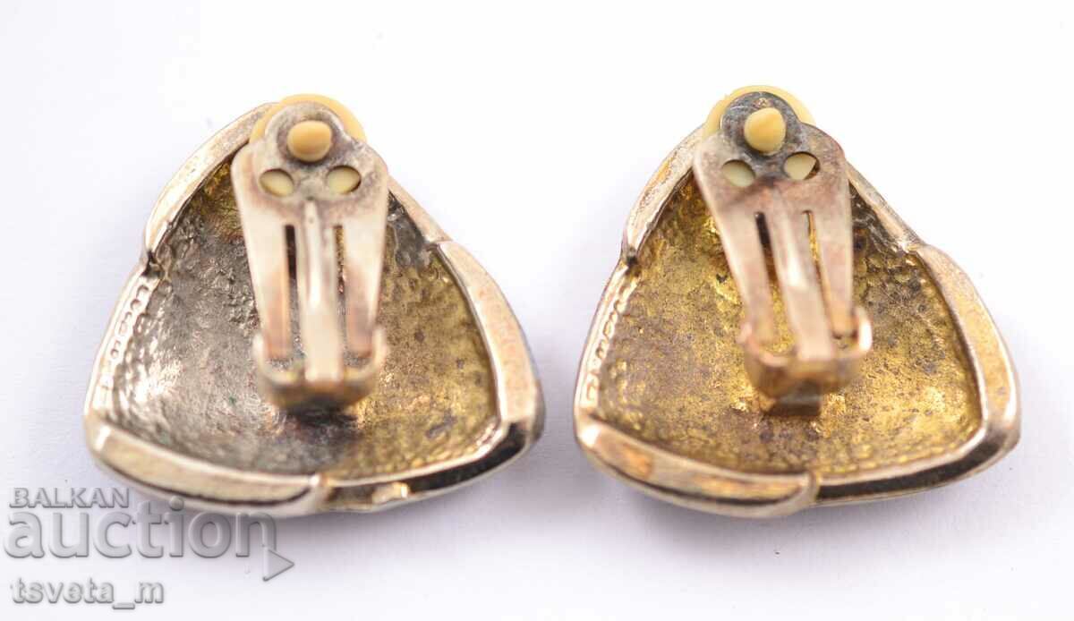 Cercei cu clips, email celular cu preț € 5.00 | 9.78 BGN