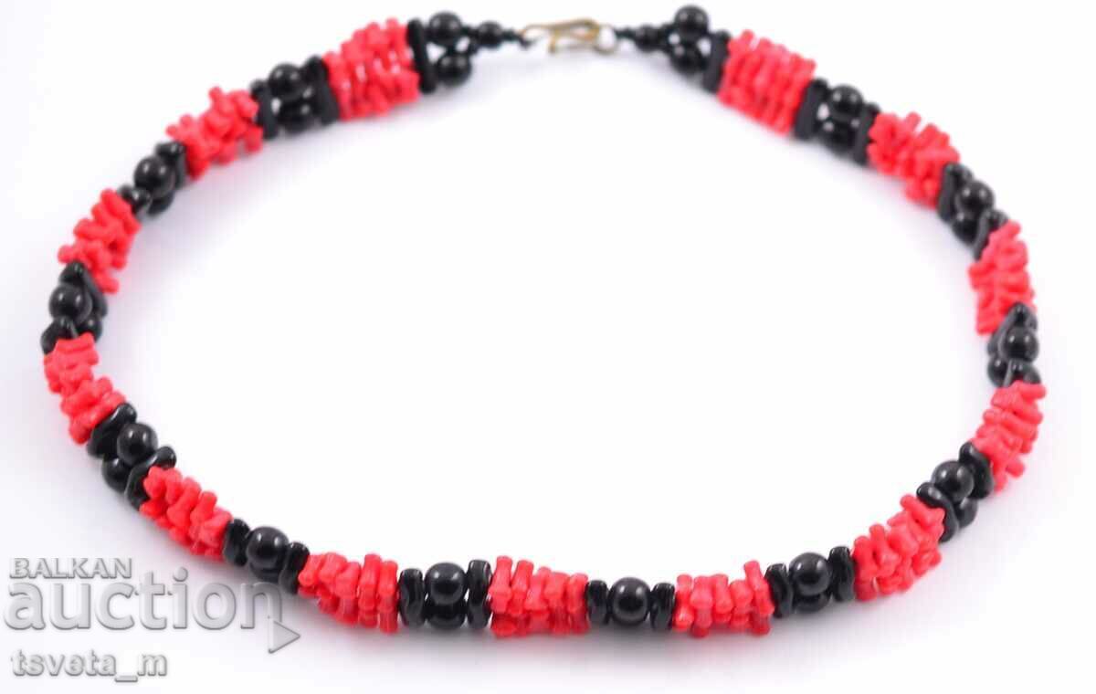 Colier, colier cu preț € 2.00 | 3.91 BGN Colier, colier cu preț € 2.00 | 3.91 BGN