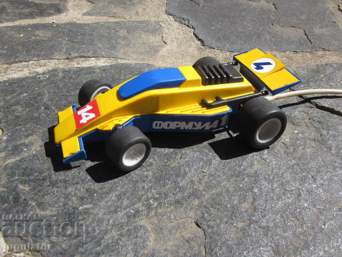 Auction  old Bulgarian toy cart car formula from Sotsa