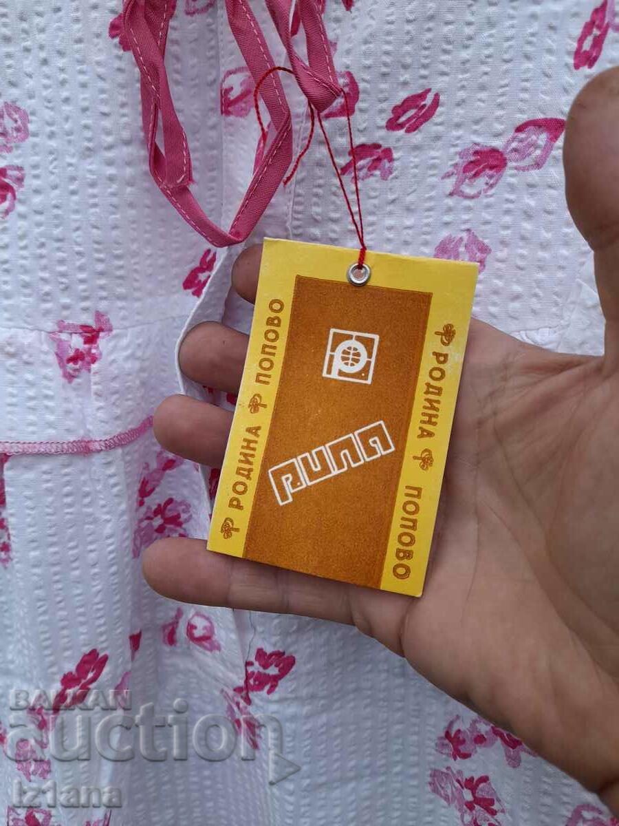 Cămașă de noapte de bătrână - 5