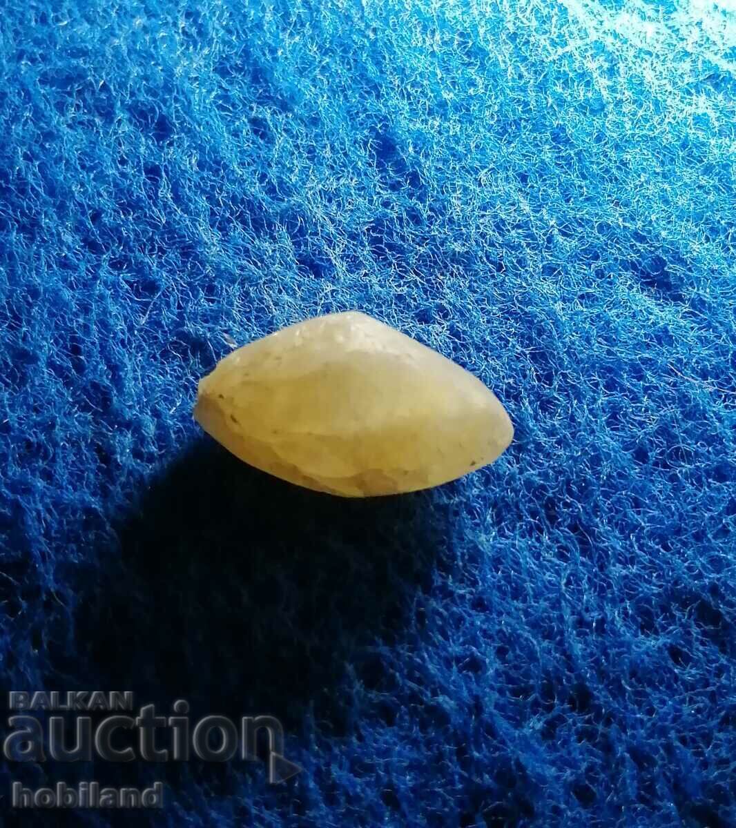 Calcit cu preț € 2.50 | 4.89 BGN