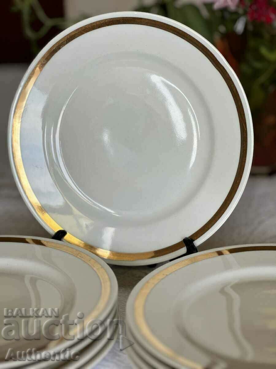 Plates with gold rim Porcelain Graf von Henneberg 1777