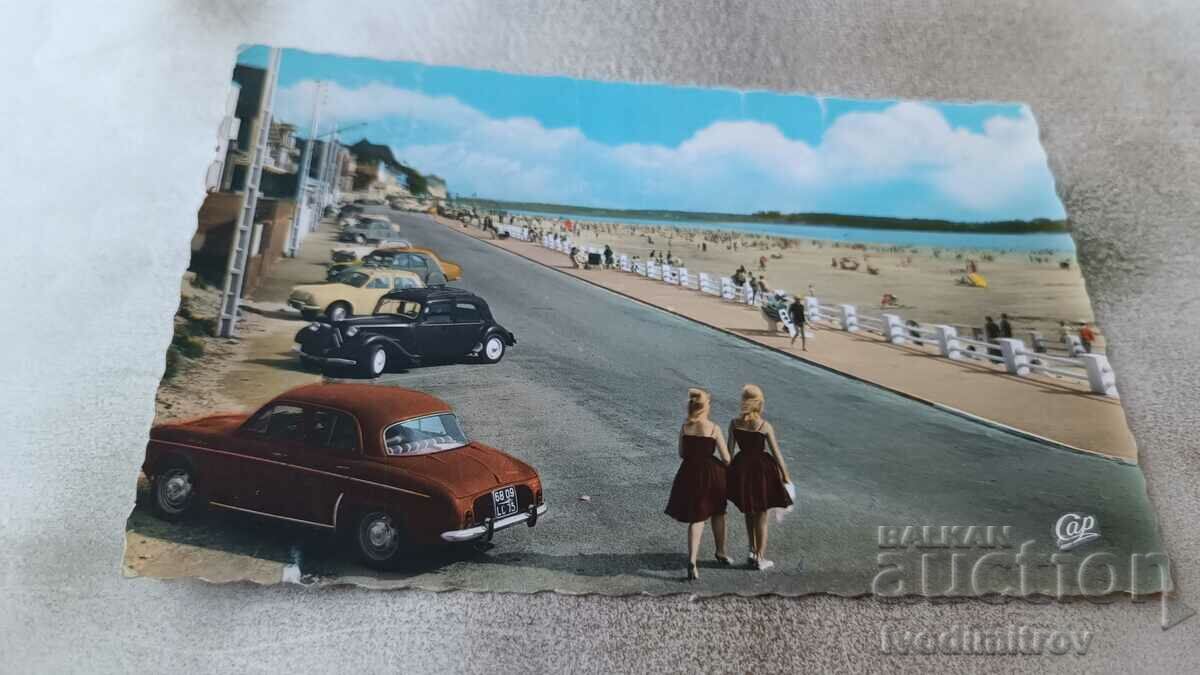 Le Crotoy La Promenade 1966 postcard