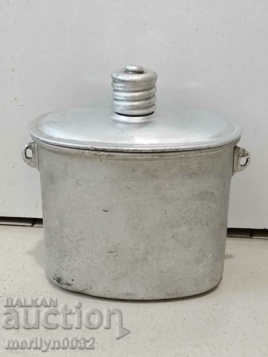 Soldier's food jug with kettle with price 38.00 BGN | € 19.43 Soldier's food jug with kettle with price 38.00 BGN | € 19.43