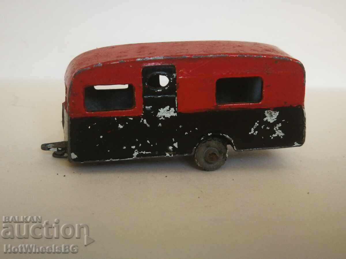 MATCHBOX LESNEY. No 23A Berkeley Cavalier Caravan 1956