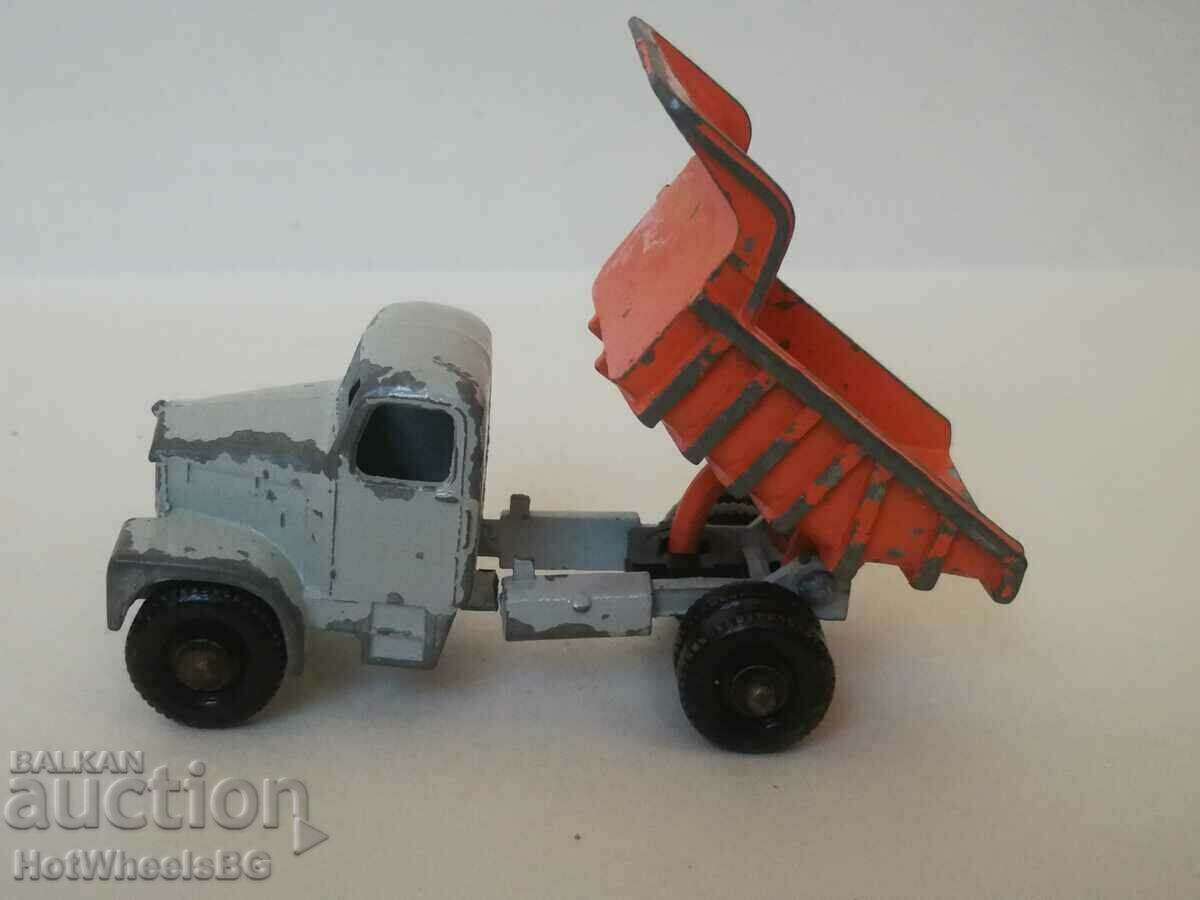 Auction MATCHBOX LESNEY. No. 16C Scammel Snow Plow 1963 Auction MATCHBOX LESNEY. No. 16C Scammel Snow Plow 1963