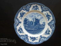 COLLECTIBLE PORCELAIN PLATE BZC !!!