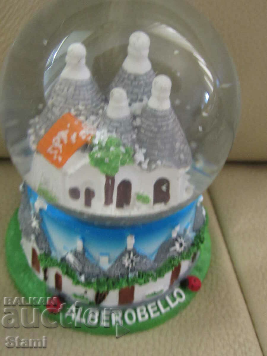 Auction  Paperweight from Alberobello, Italy-5