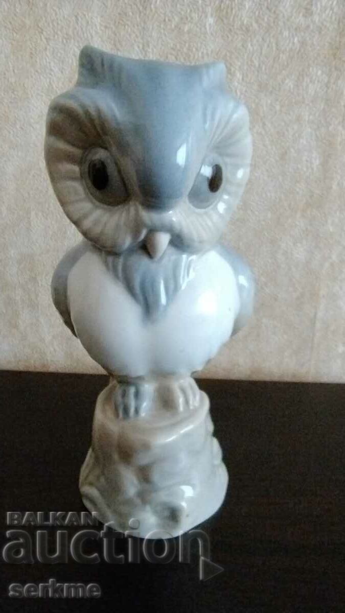 Porcelain figure