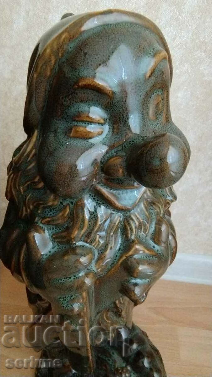 Porcelain figure - 5 Porcelain figure - 5