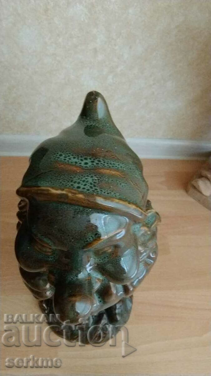 Porcelain figure - 7 Porcelain figure - 7