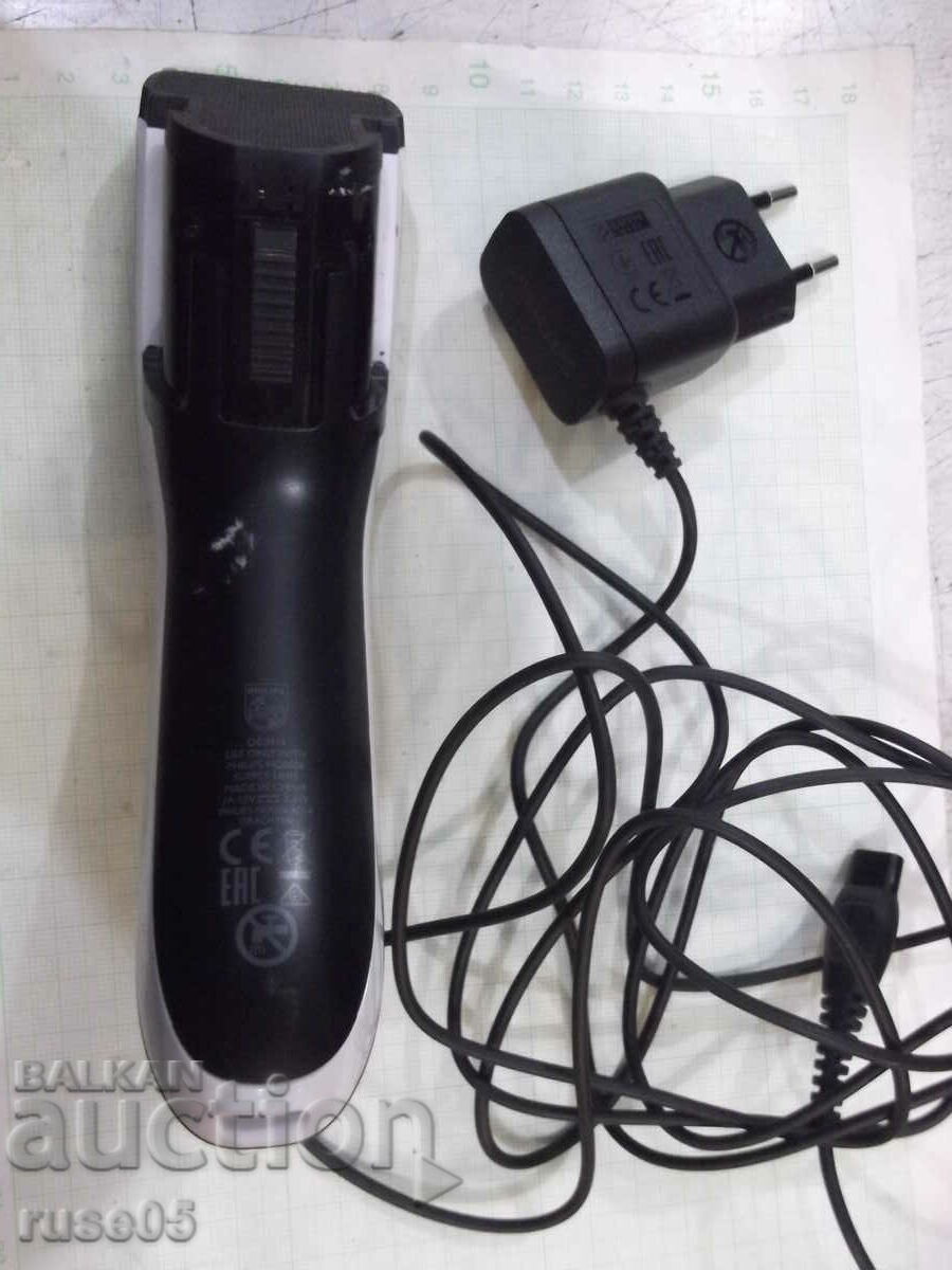 Παράδοση Η κουρευτική μηχανή "PHILIPS - QC5115" λειτουργεί Παράδοση Η κουρευτική μηχανή "PHILIPS - QC5115" λειτουργεί