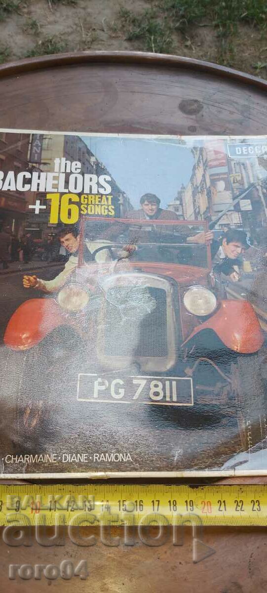 THE BACHELORS с цена 36.00 лв. | € 18.41