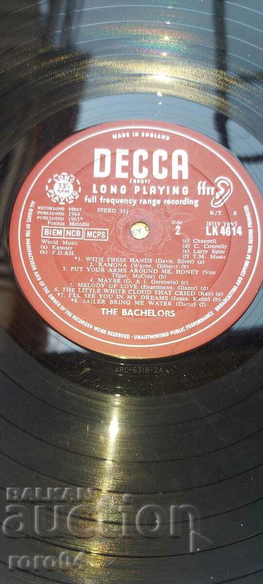 THE BACHELORS - 7