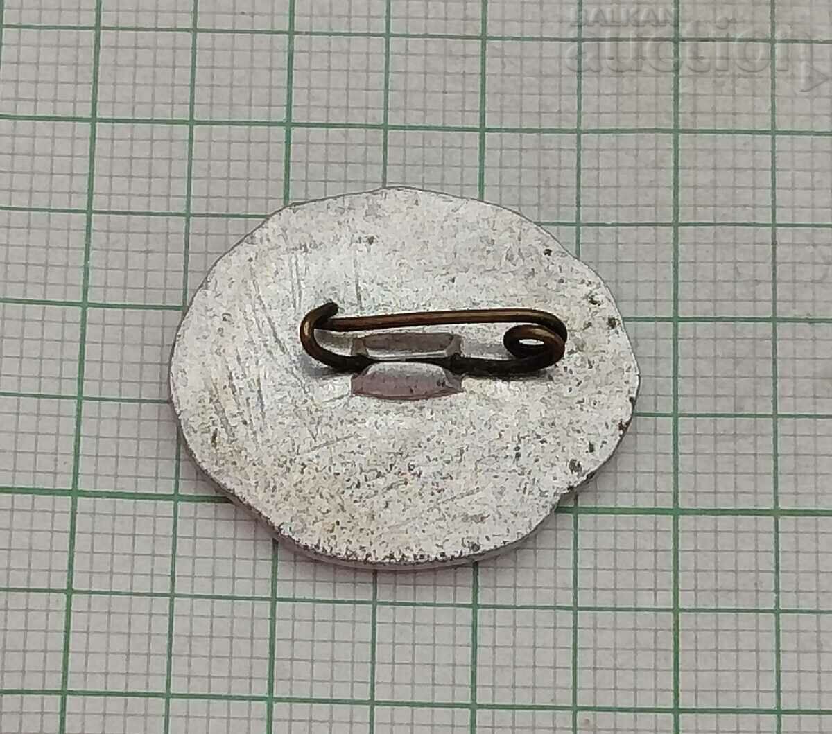 CUBA BADGE cu preț 0.80 BGN | € 0.41