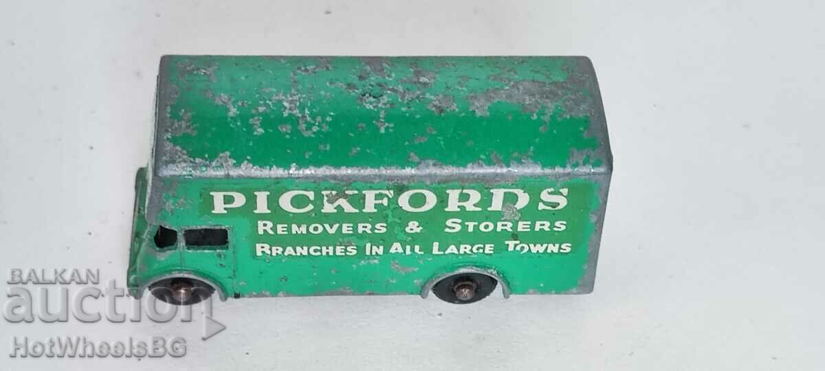 - MATCHBOX LESNEY. No. 46B "Pickfords" Removal Van 1960 - 5 - MATCHBOX LESNEY. No. 46B "Pickfords" Removal Van 1960 - 5