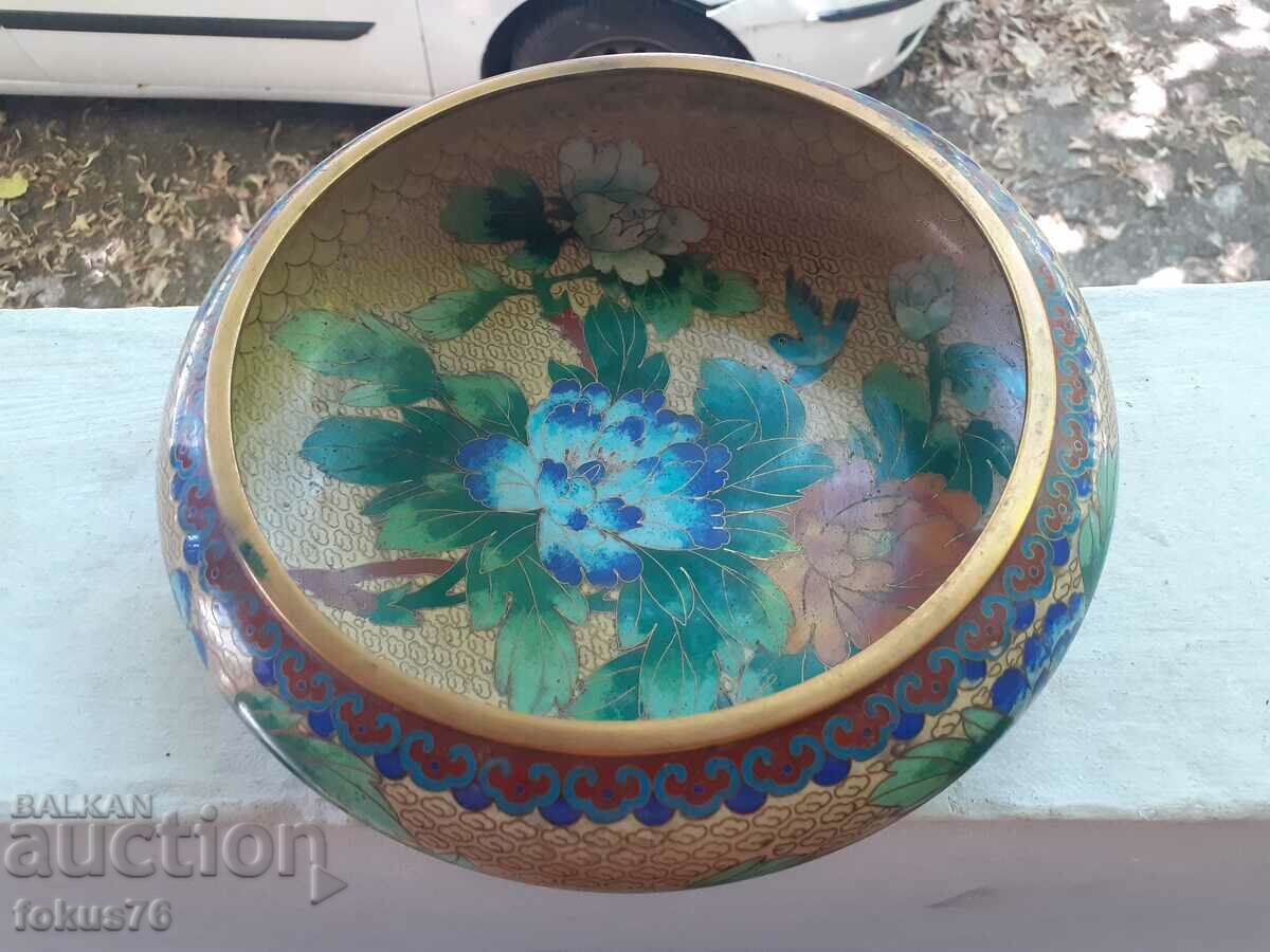 Auction Cloisonné - A great old bronze enamel bowl Auction Cloisonné - A great old bronze enamel bowl
