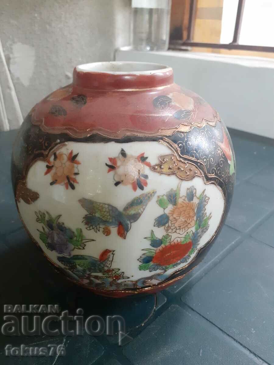 Old vase jar porcelain Satsuma Satsuma with price 270.00 BGN | € 138.05 Old vase jar porcelain Satsuma Satsuma with price 270.00 BGN | € 138.05