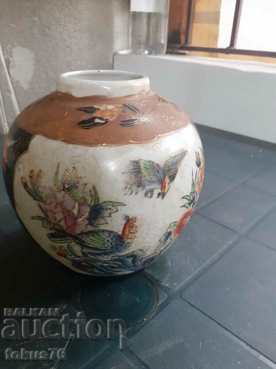 Old beautiful vase jar porcelain Satsuma Satsuma marked with price 290.00 BGN | € 148.27 Old beautiful vase jar porcelain Satsuma Satsuma marked with price 290.00 BGN | € 148.27
