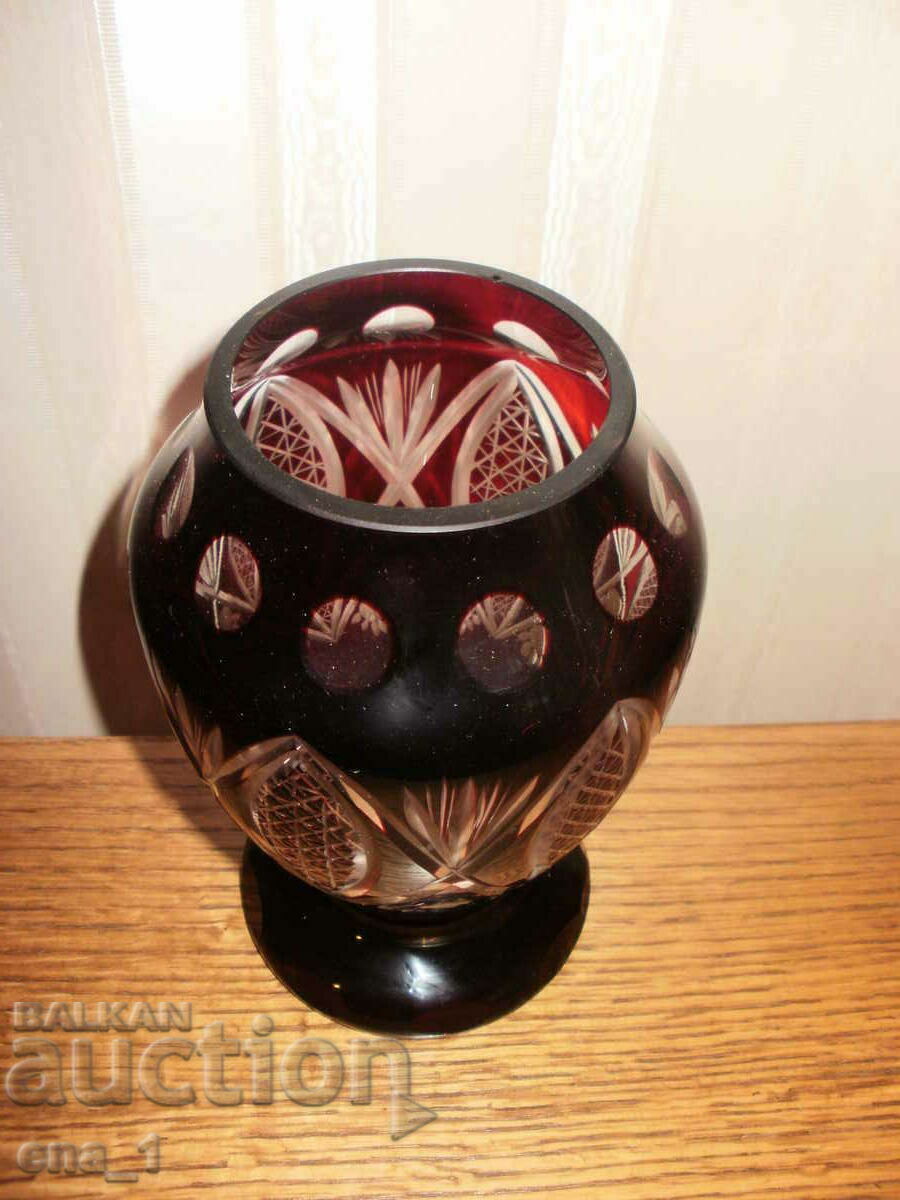 2 beautiful lead crystal vases, 18 cm high. - 5 2 beautiful lead crystal vases, 18 cm high. - 5