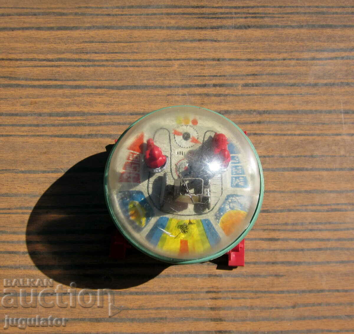 παλιό ρωσικό διαστημικό μηχανικό παιχνίδι σεληνιακό ρόβερ