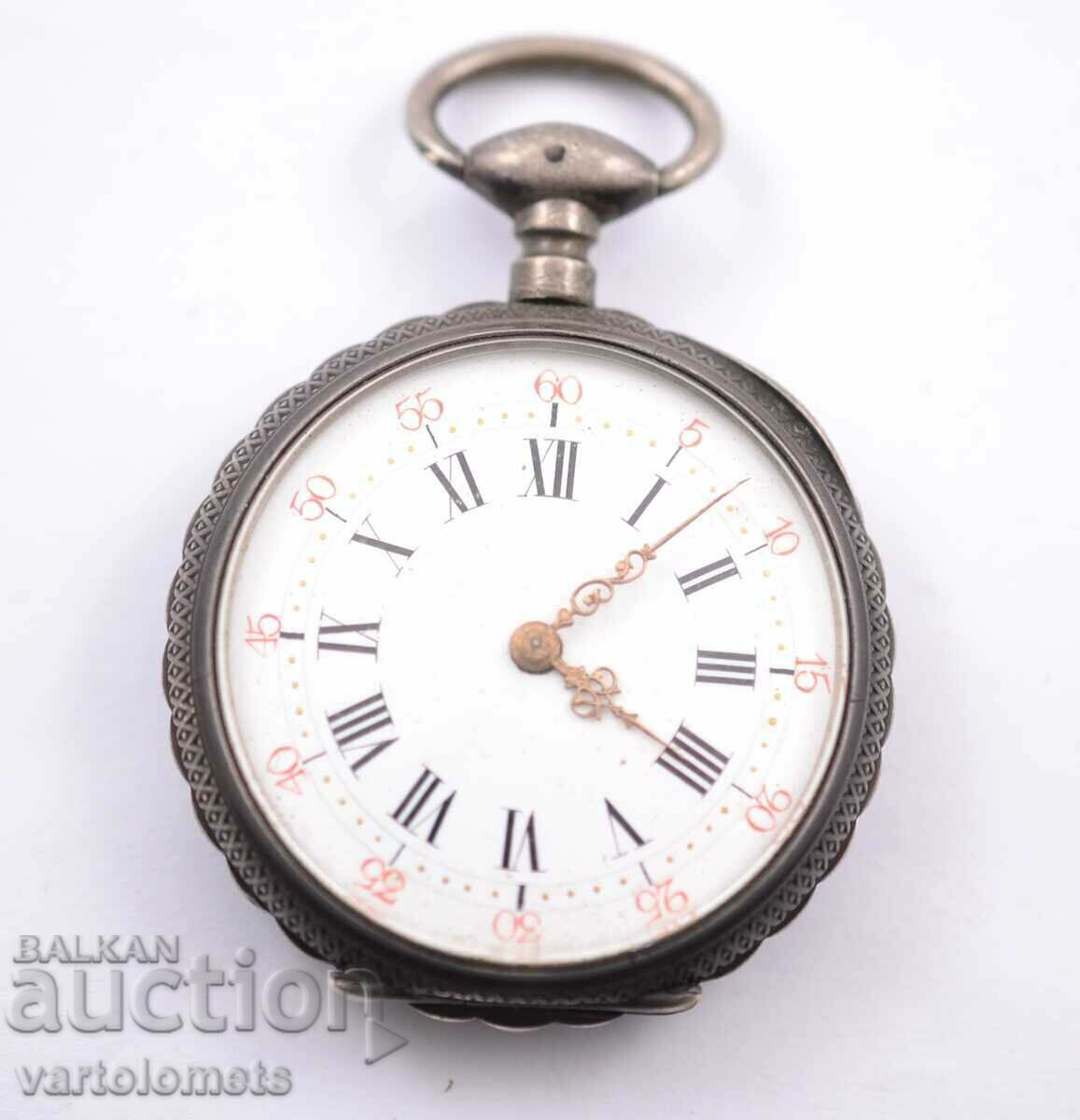 Старинен сребърен джобен часовник  -  работи