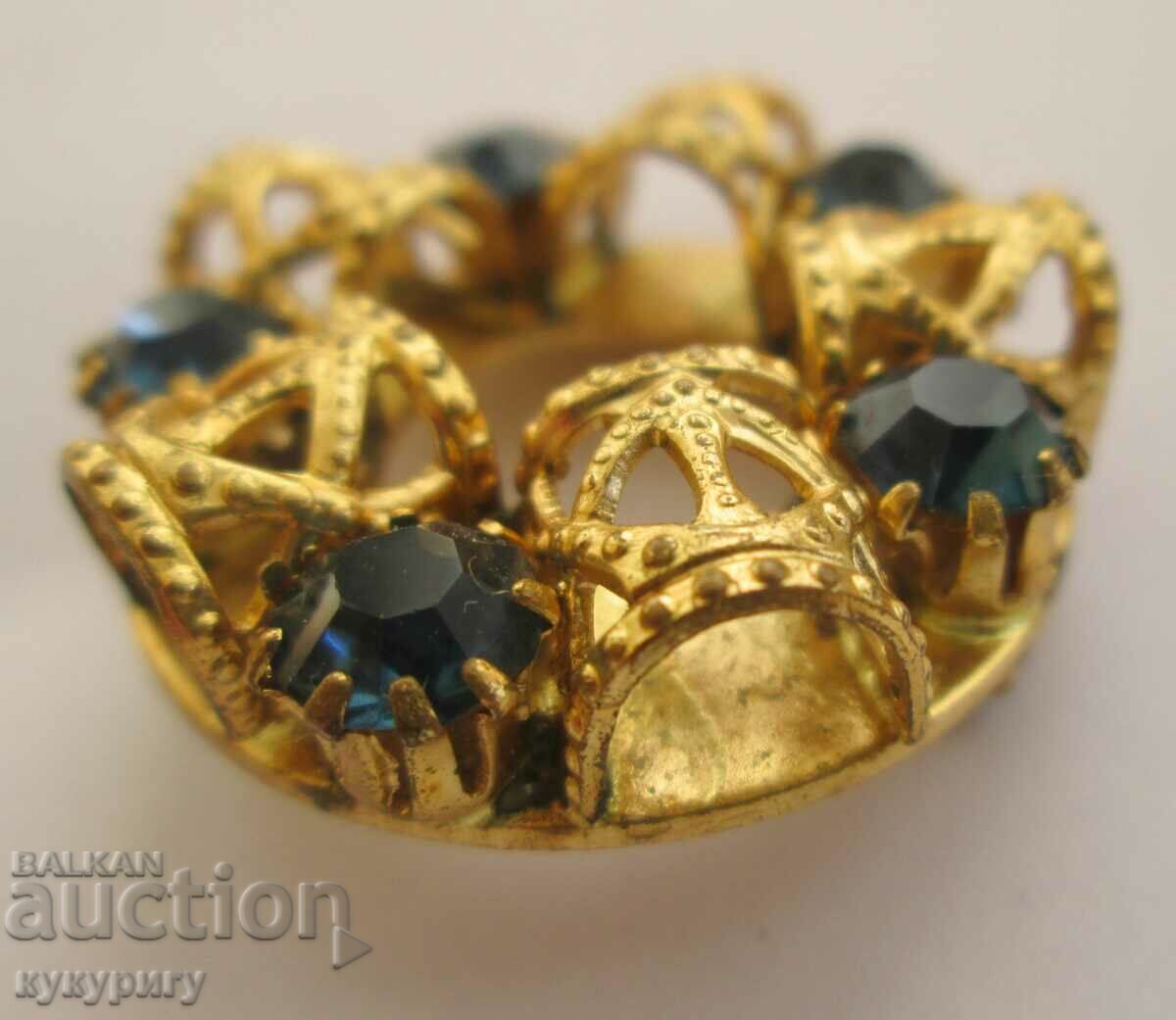 Auction Old ladies brooch Art Deco jewel with gilding Auction Old ladies brooch Art Deco jewel with gilding