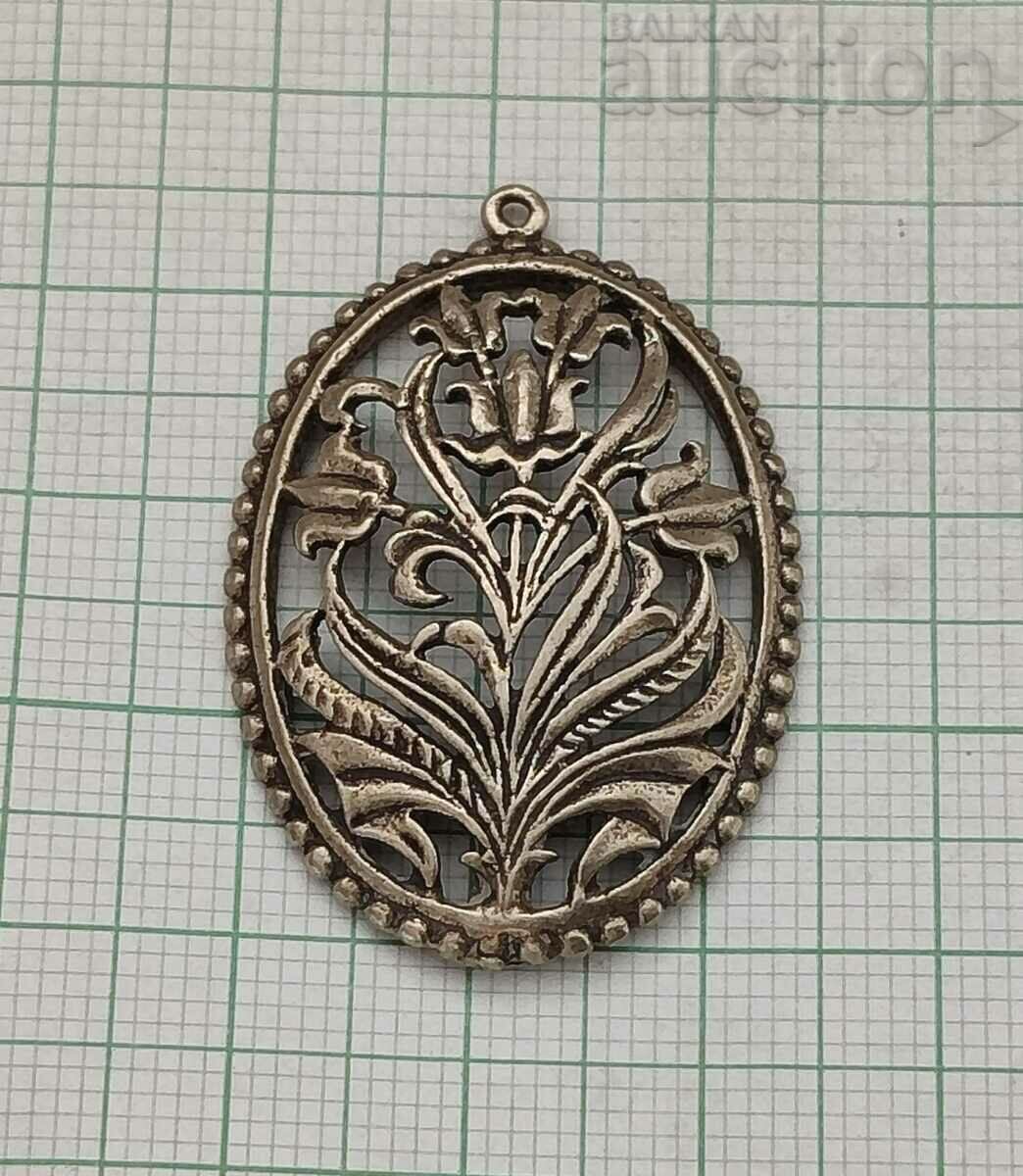 PENDANT JEWELRY