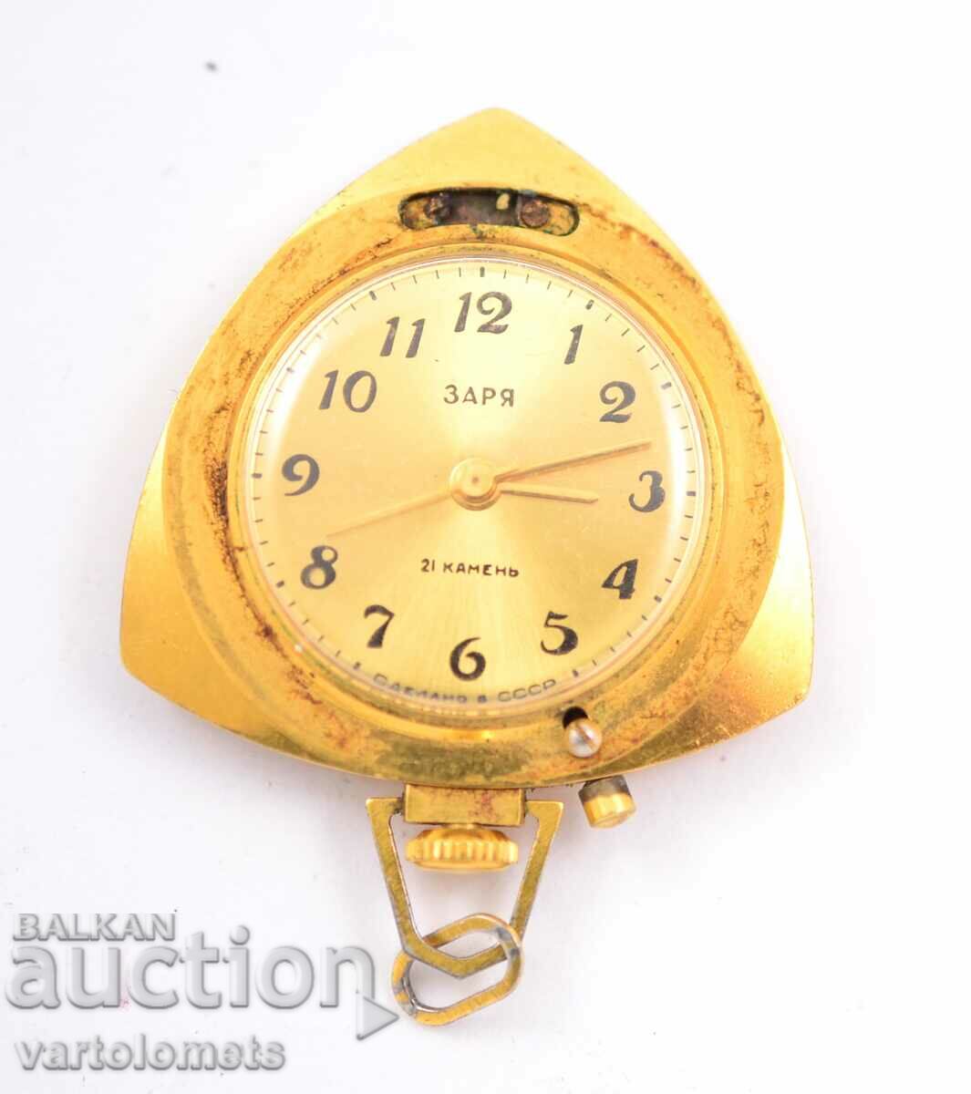 Ceas de damă cu medalion placat cu aur ZARYA - Funcționează